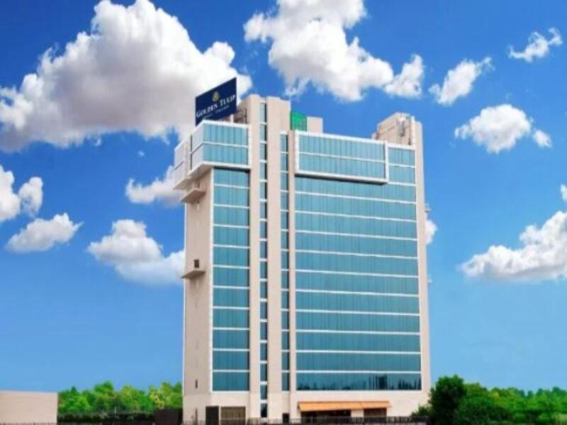 The Galgotias Hotel Gurugram Gurgaon Exterior photo