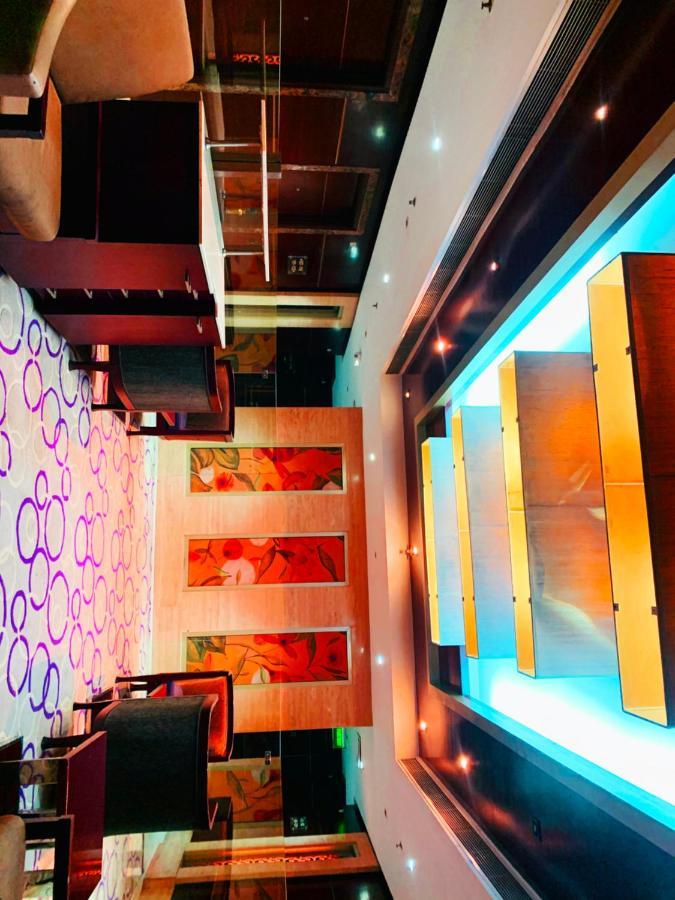 The Galgotias Hotel Gurugram Gurgaon Exterior photo