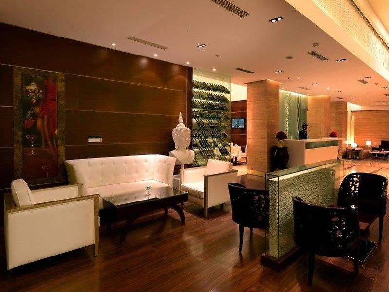 The Galgotias Hotel Gurugram Gurgaon Exterior photo